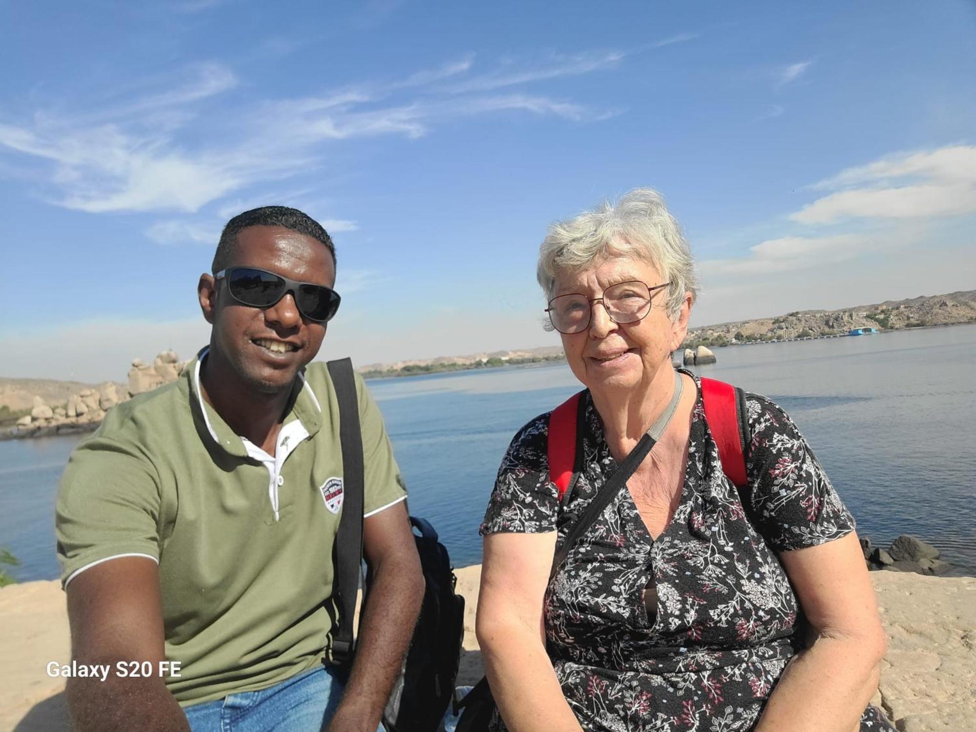 Five Star Nile Cruise From Aswan To Luxor Hotell Eksteriør bilde